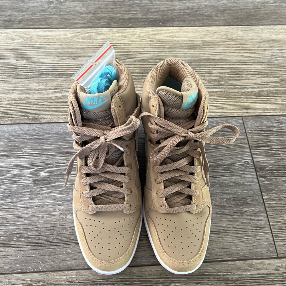 Womans Nike wedge
